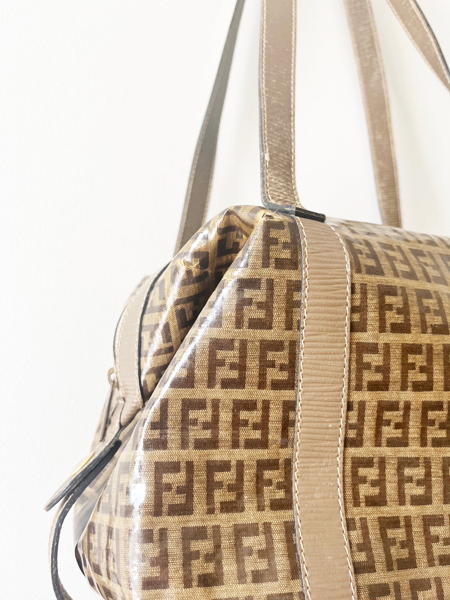 Vintage FENDI Logo Classic Handbag