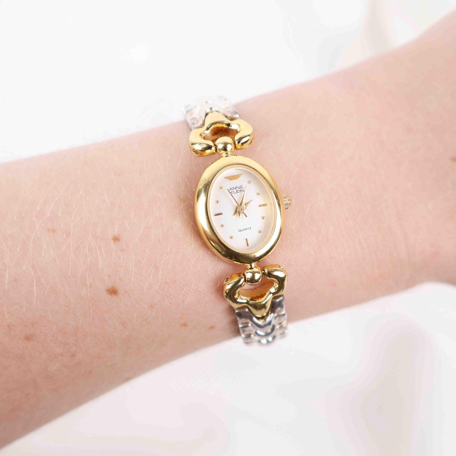Vintage Anne Klein Oval Face Watch – Two Tone Bracelet (Working Battery)