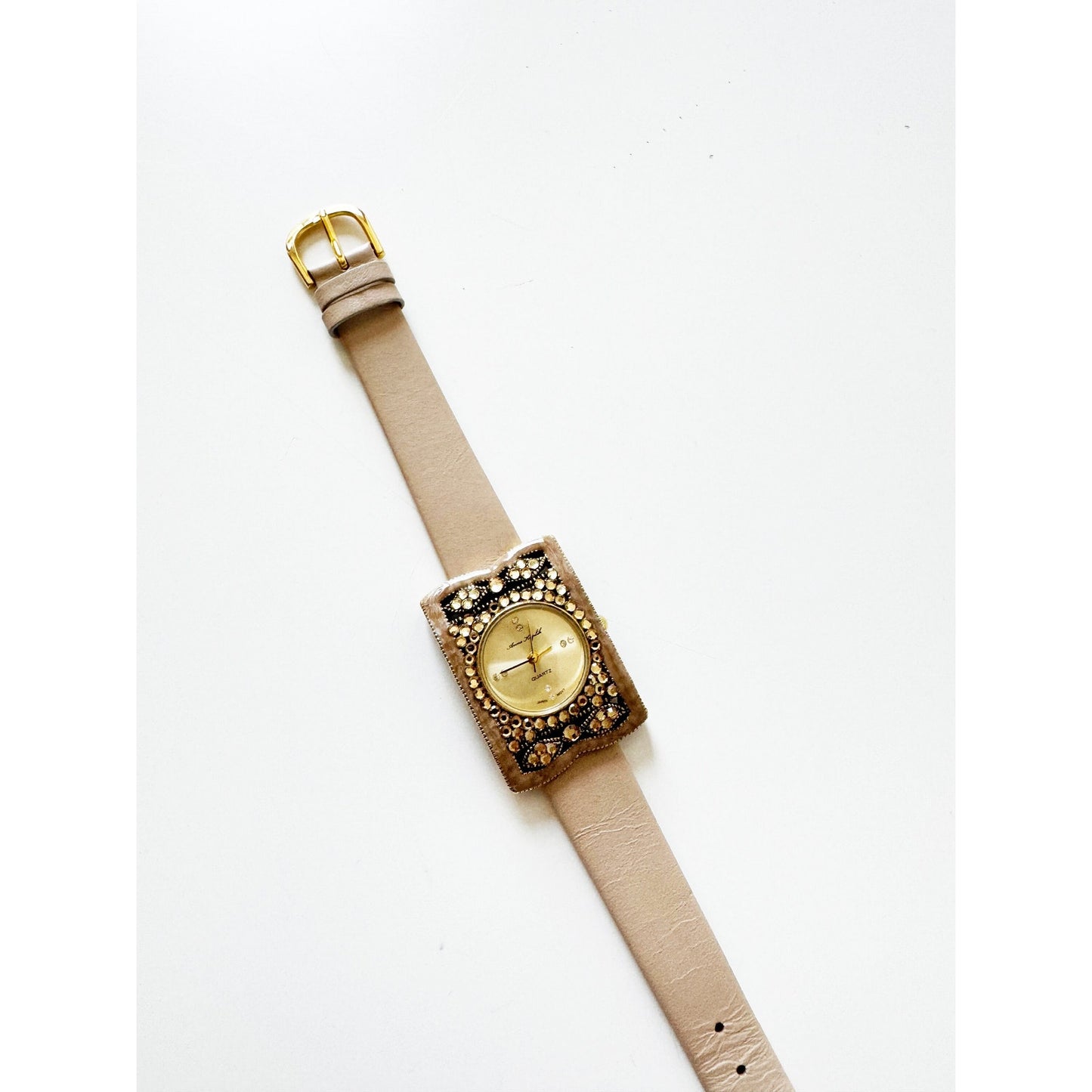Vintage Leather Watch with Tan Band and Sparkly Details | Anne Kaplih
