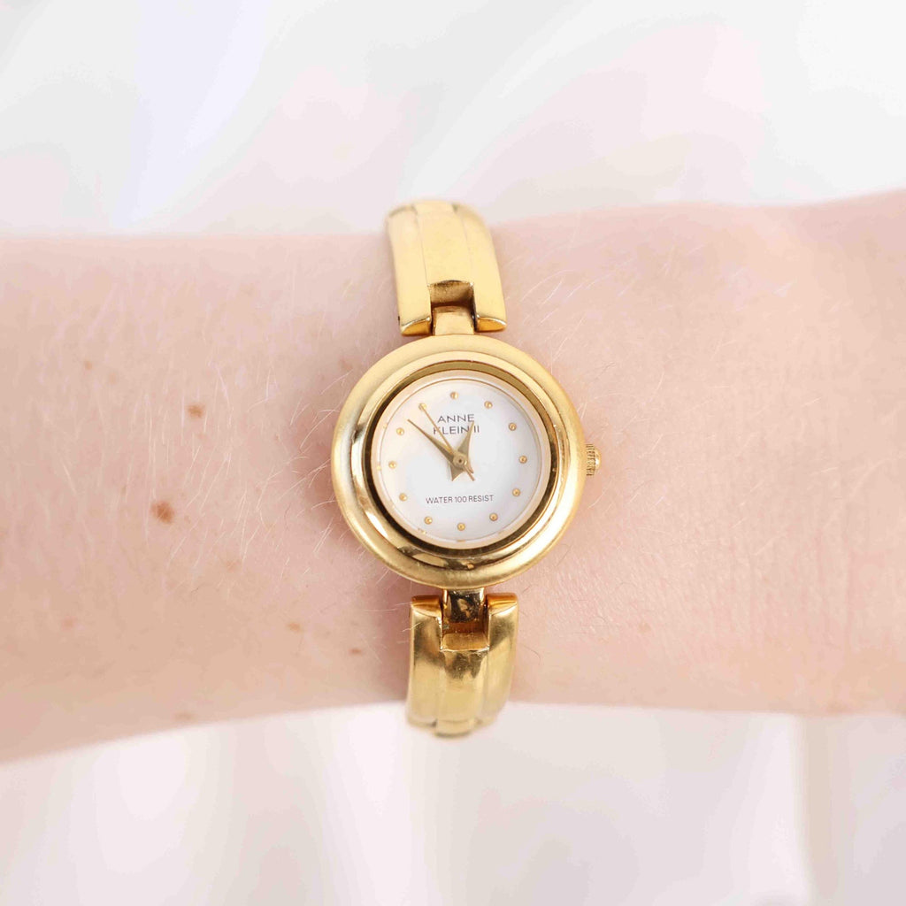 Vintage Anne Klein Round Face Watch – Gold Tone Chunky Style Bracelet (Working Battery)