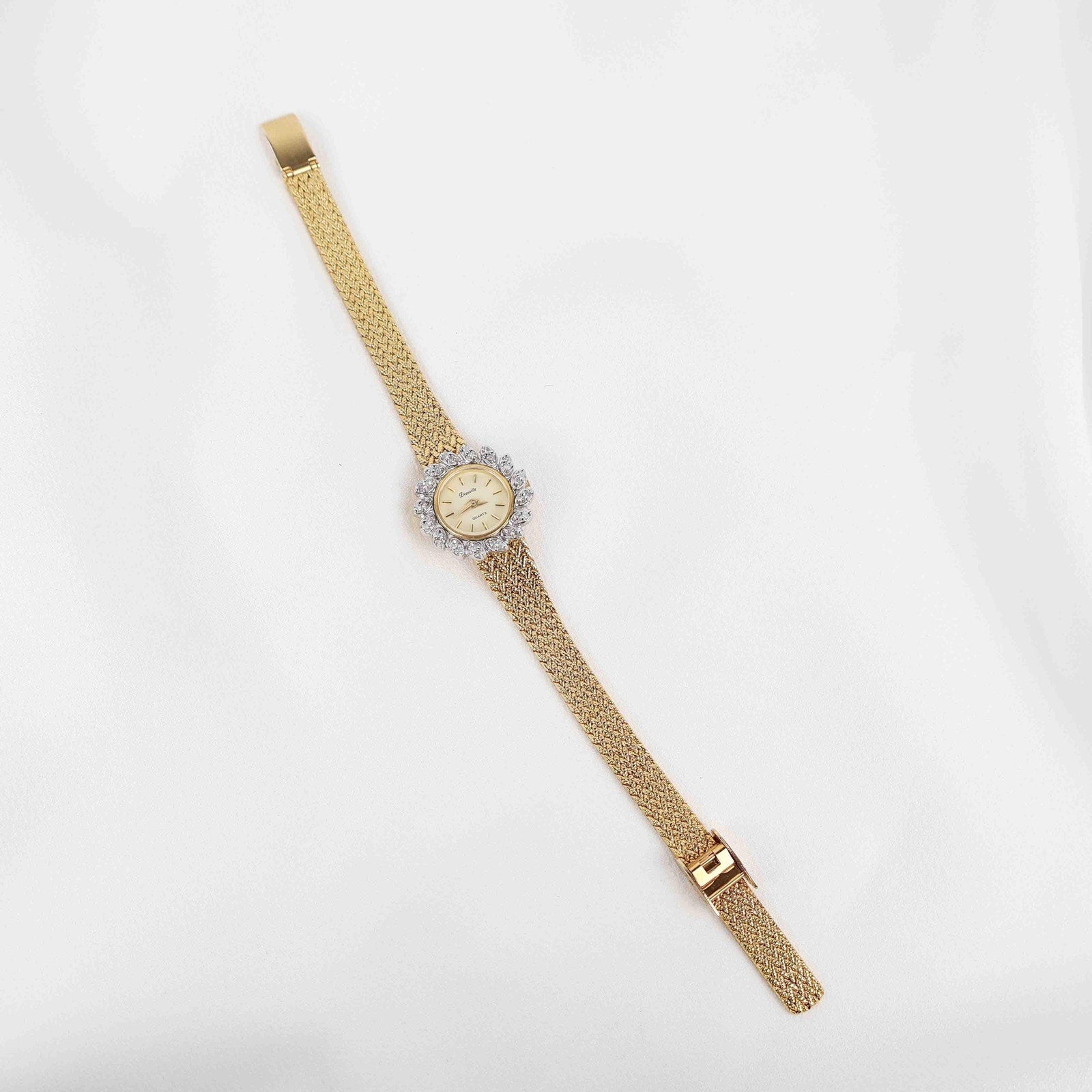 Vintage Deauville Circle Face Watch – Gold Tone Bracelet (Working Battery)