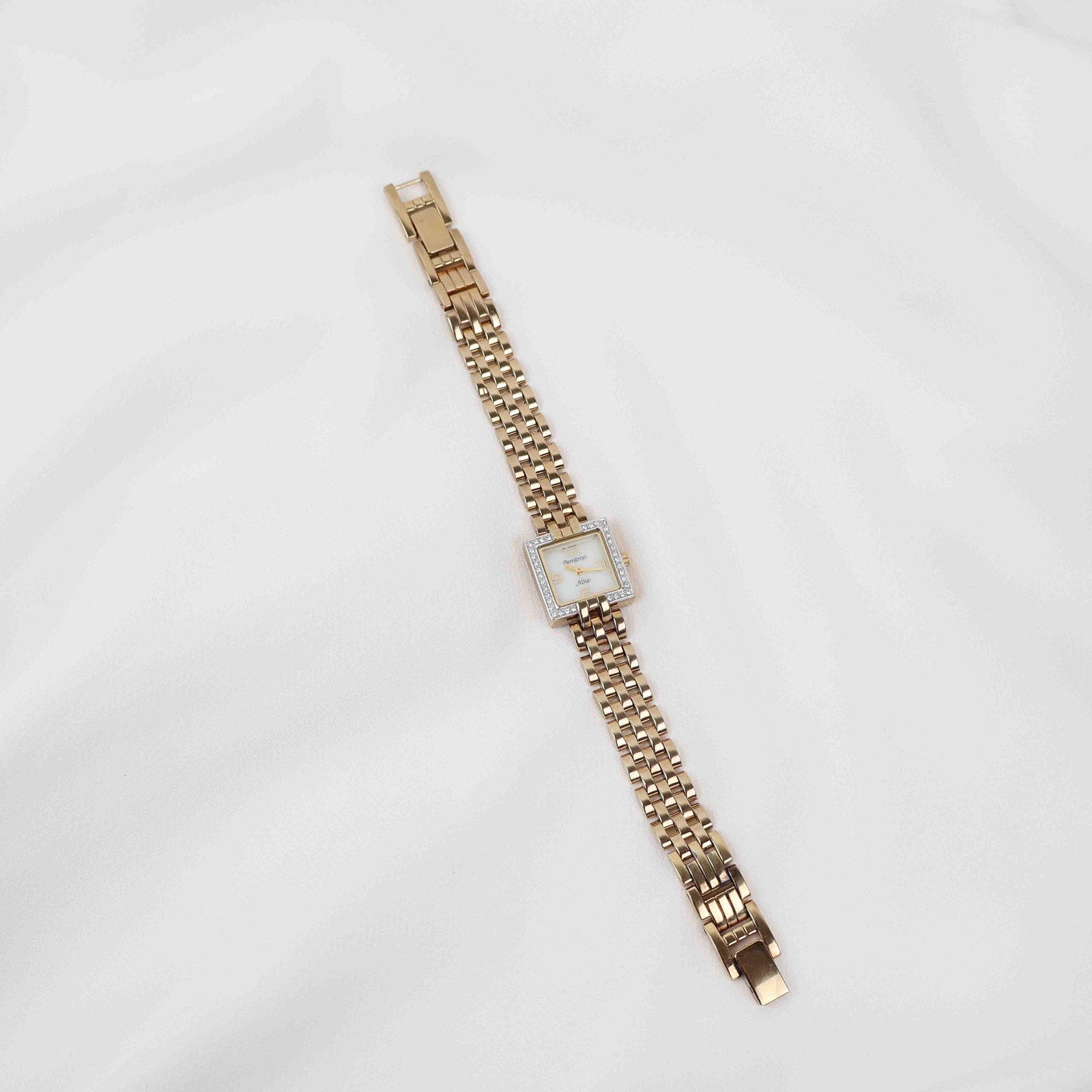 Vintage Armitron Square Face Watch – Gold Tone Bracelet (Working Battery)