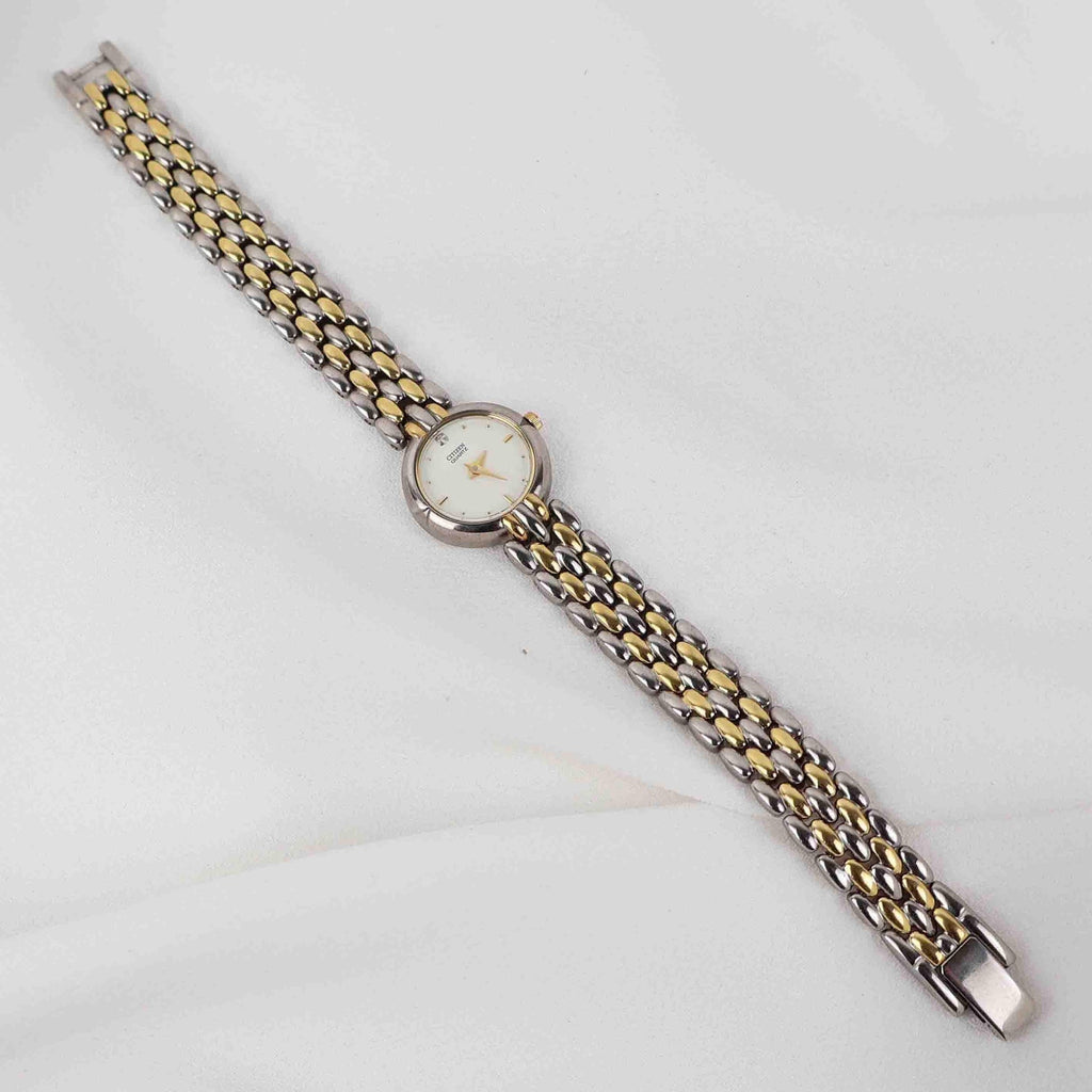 Vintage Citizen Round Face Watch – Two Tone Bracelet (Working Battery)