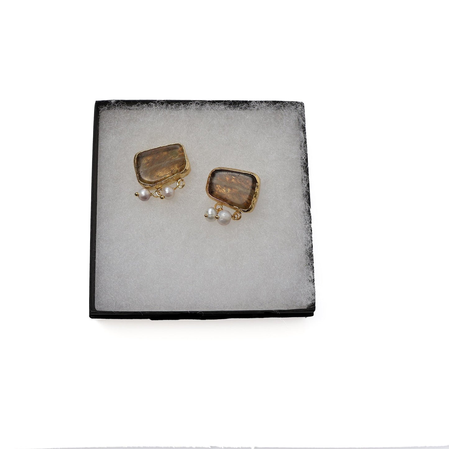 Eclectic Inventory Gold Toned Natural Stone Earrings with Drop Pearls | Pearl and Smokey Quartz Style