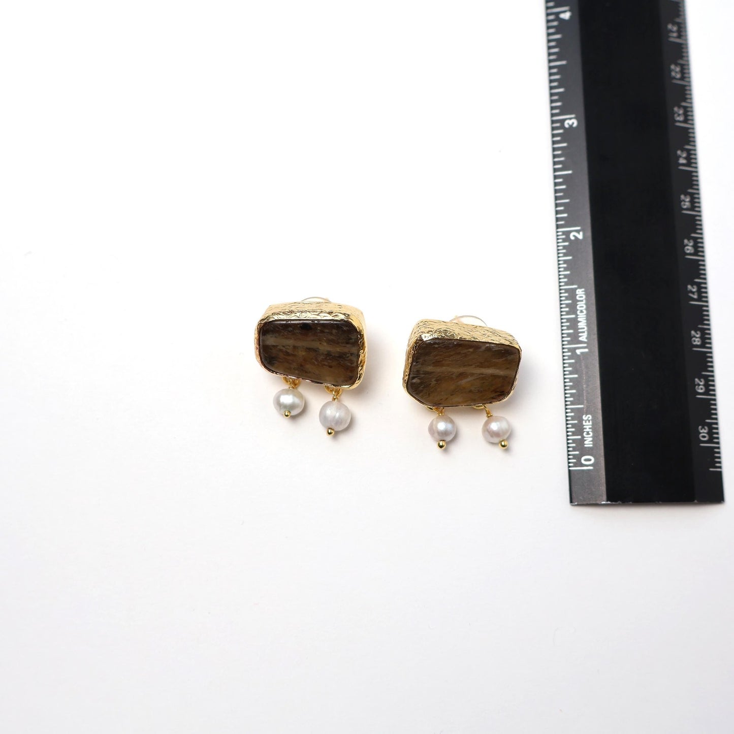 Eclectic Inventory Gold Toned Natural Stone Earrings with Drop Pearls | Pearl and Smokey Quartz Style