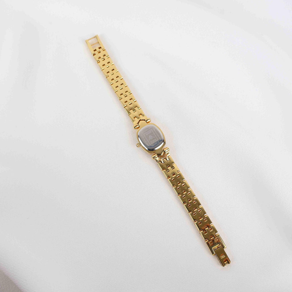 Vintage Anne Klein Oval Face Watch – Gold Tone Rope Style Bracelet (Working Battery)
