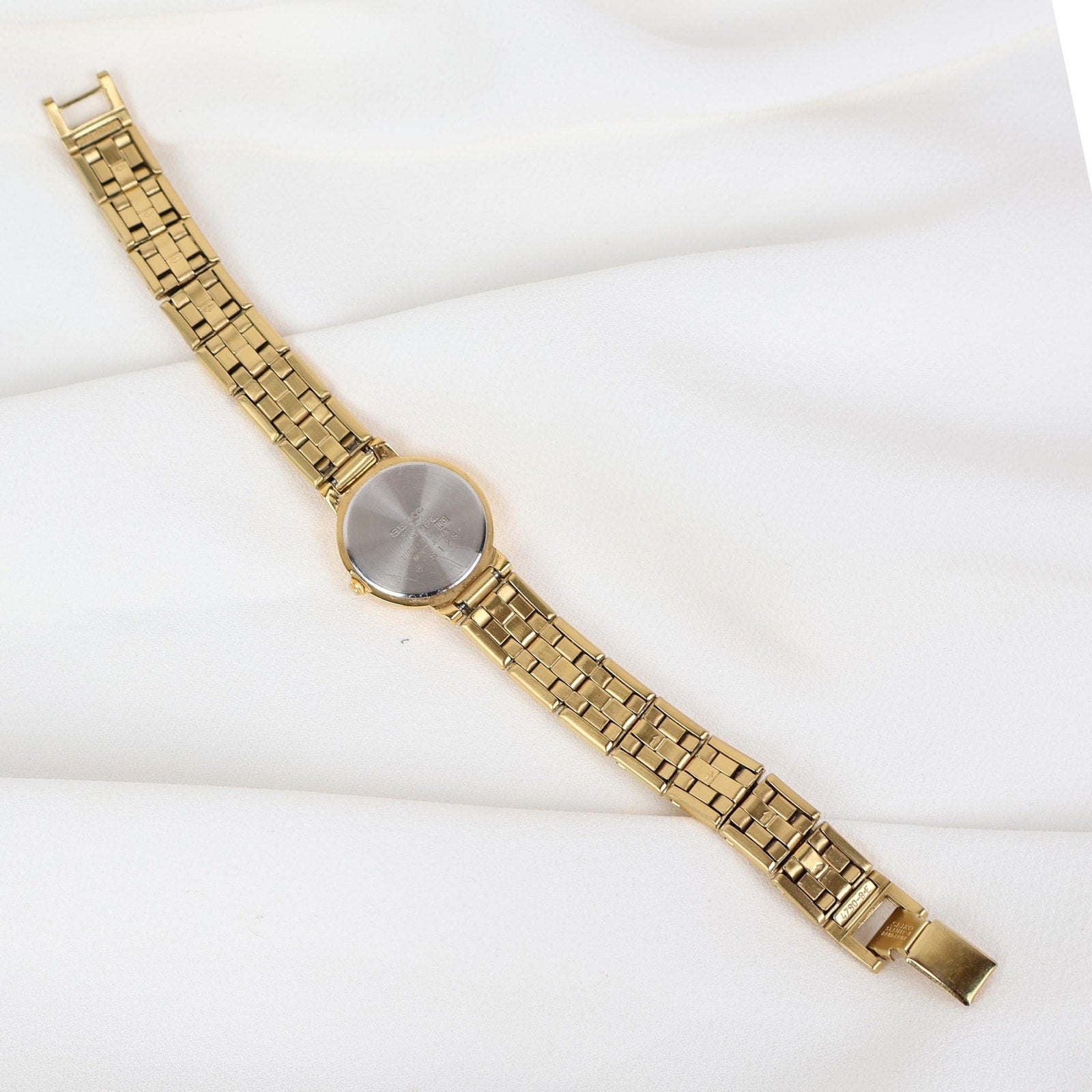 Stunning Vintage Gold Seiko Watch With a Black Round Face
