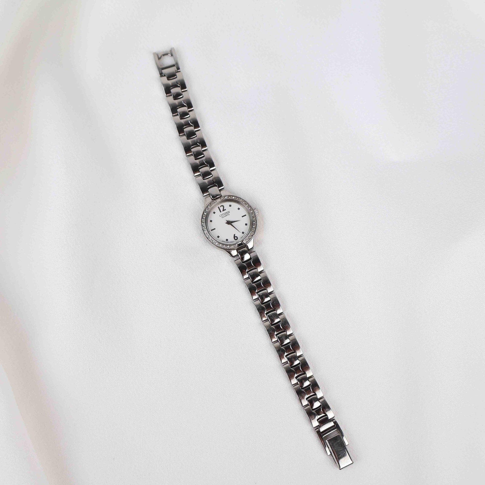 Vintage Silver Citizen Watch with Round Face, Japanese Movement