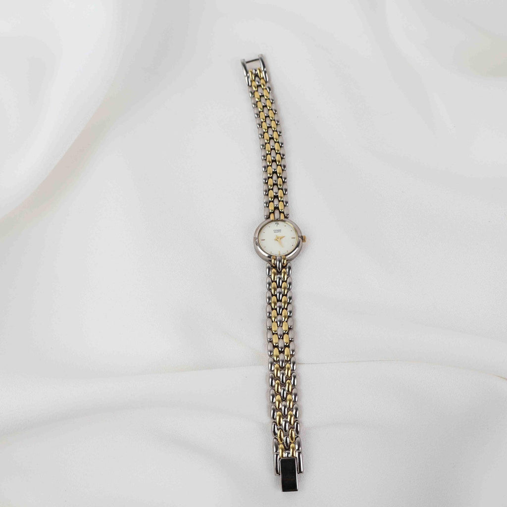 Vintage Citizen Round Face Watch – Two Tone Bracelet (Working Battery)