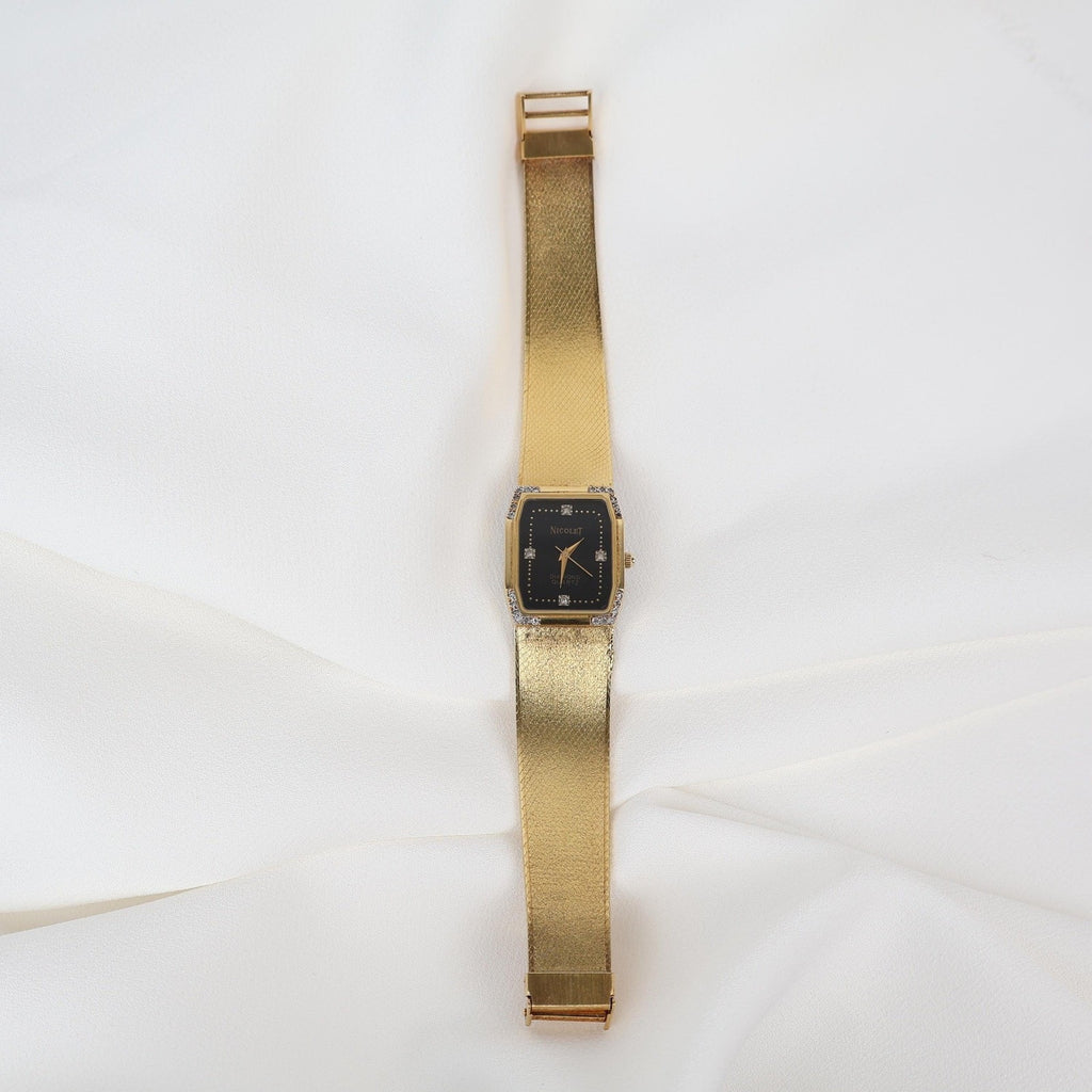 Stunning Vintage Gold Tone Nicolet Watch in Working Condition