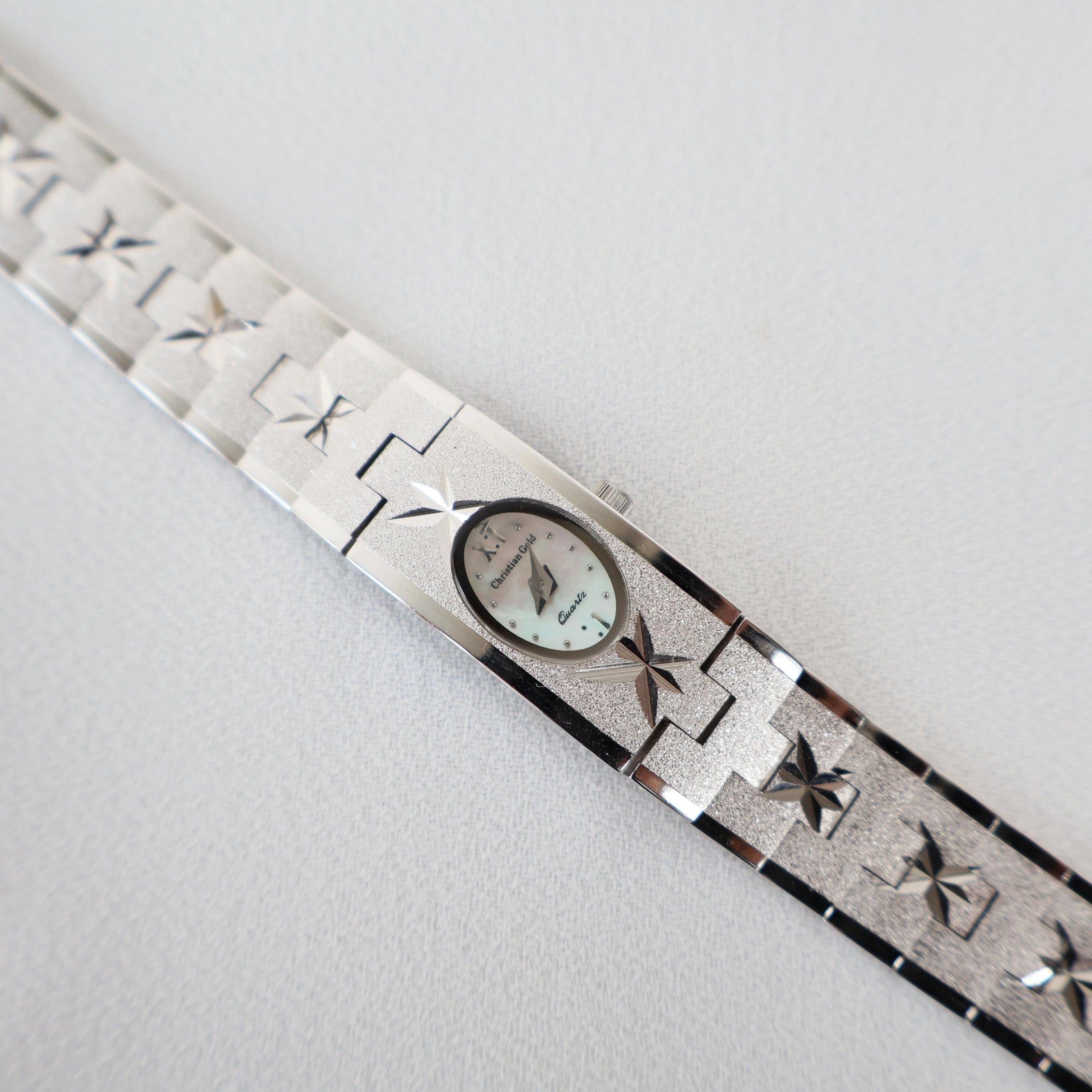 Vintage 18k White Gold Plated Christian Gold Star Engraved Watch