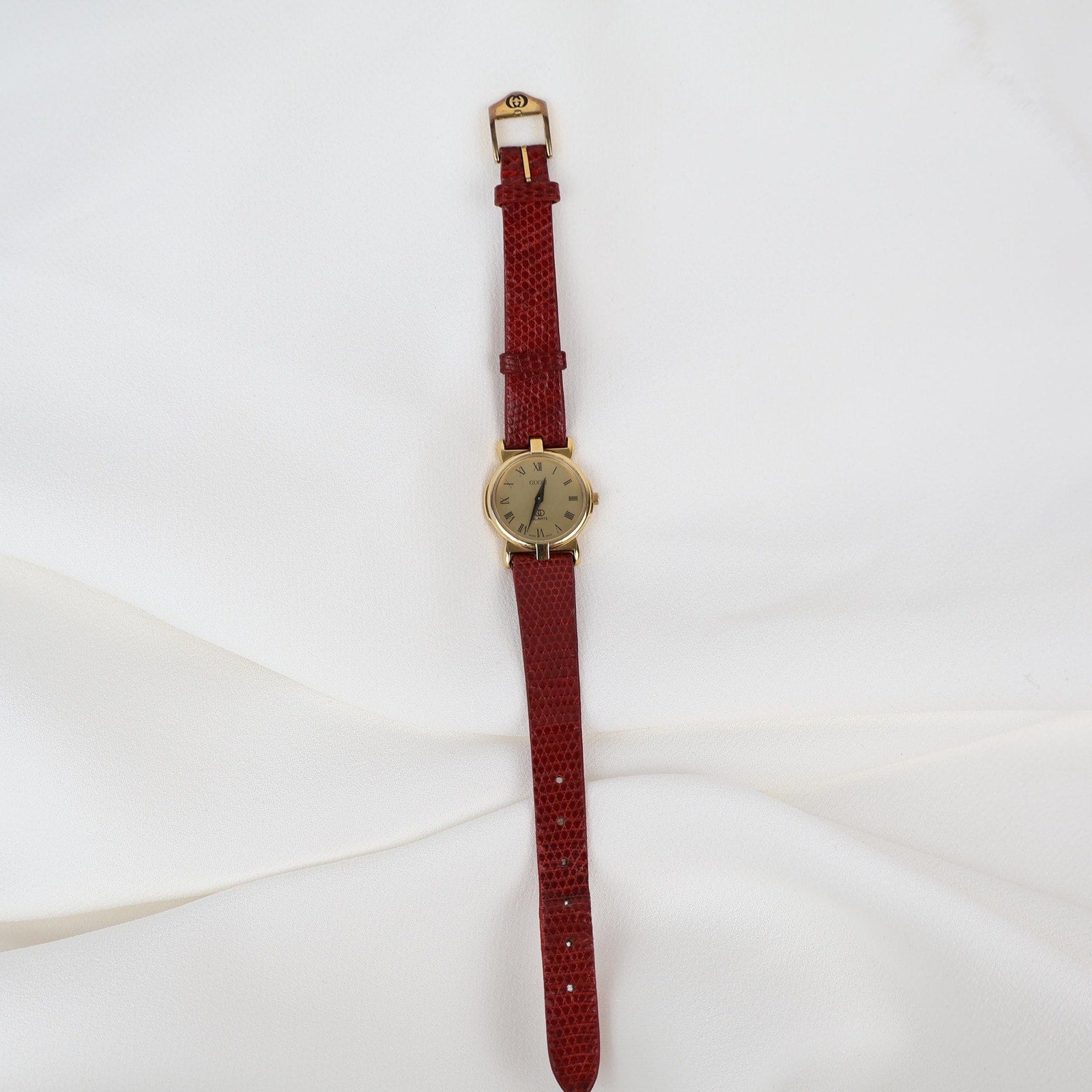 Stunning Vintage Gold Gucci Watch with Red Leather Strap