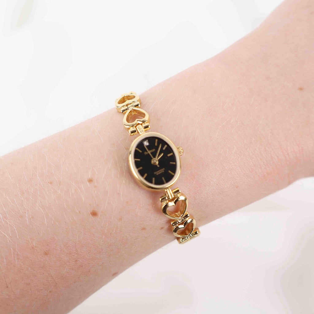 Vintage Armitron Oval Face Watch – Gold Tone Heart Bracelet (Working Battery)