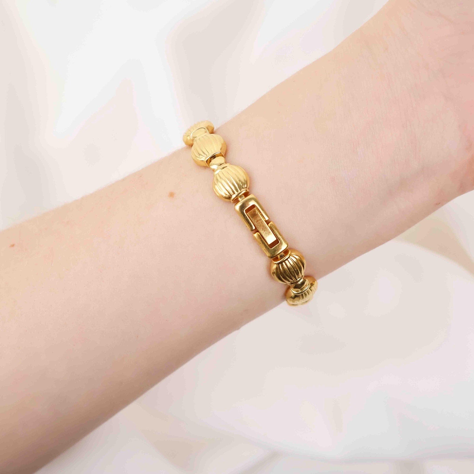 Stunning Vintage Citizen Watch – Gold Tone Bracelet (Working Battery)