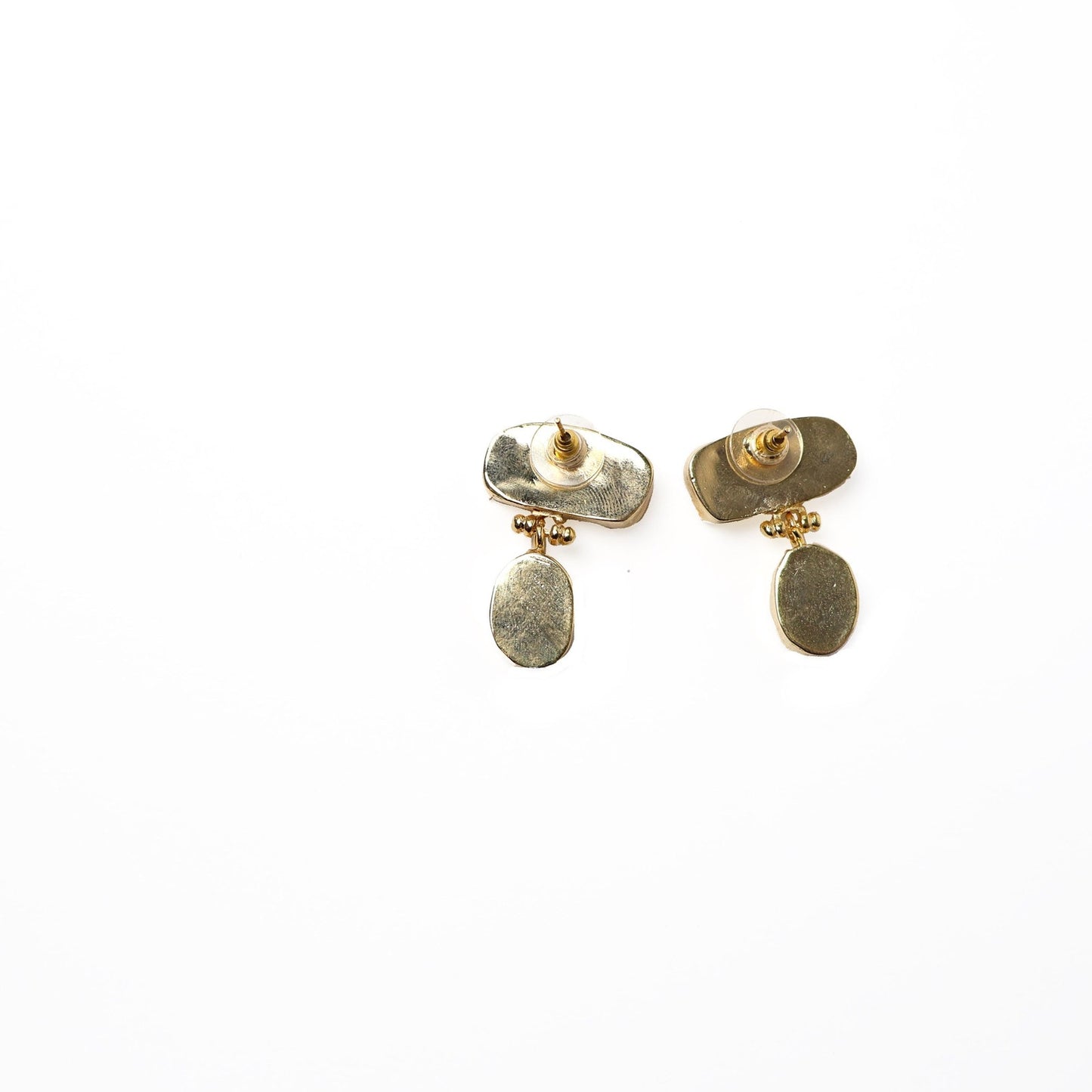 Eclectic Inventory Gold Toned Natural Stone Drop Earrings | Pearl and Amethyst Style