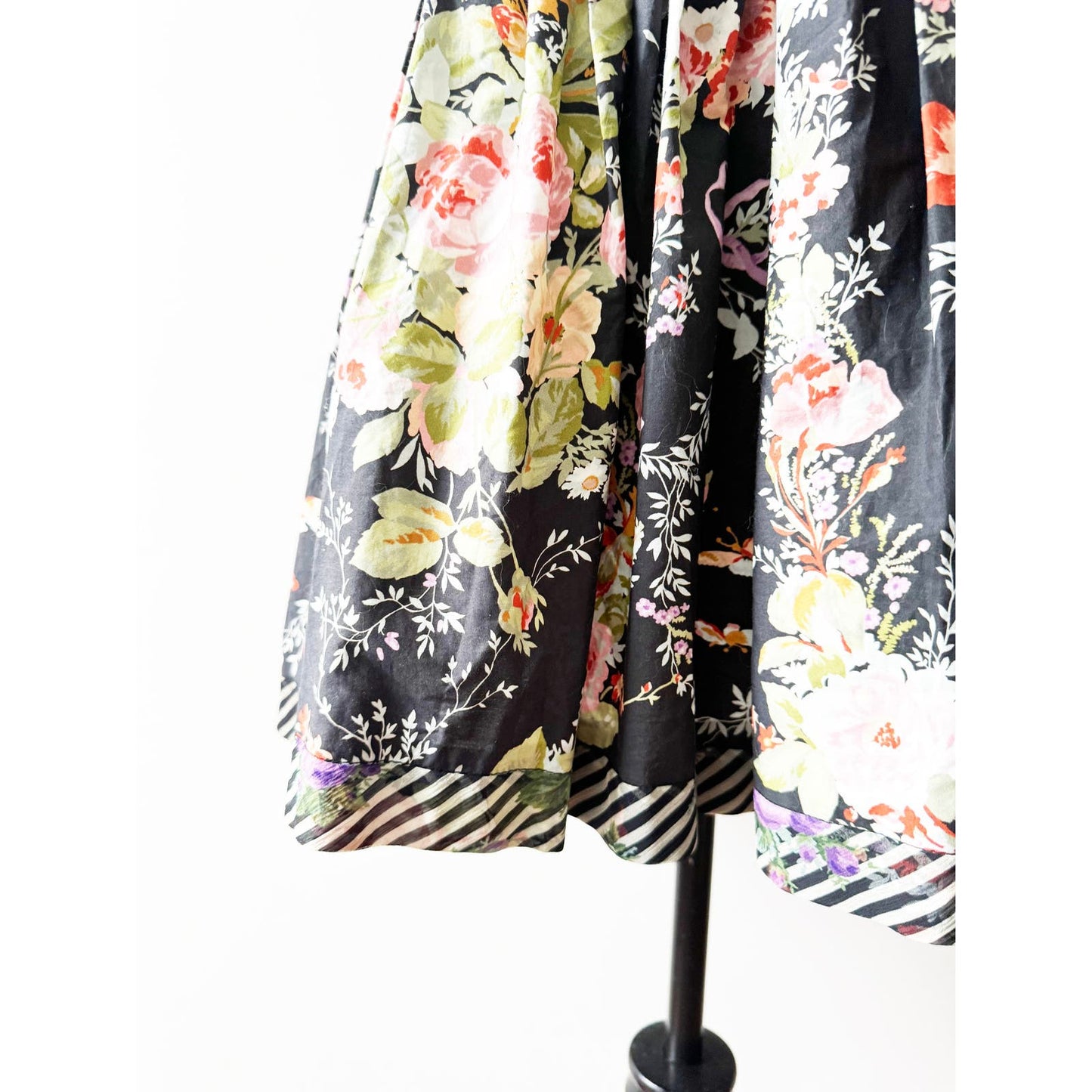 Y2k ANNA SUI Black Tie Neck Floral Dress | Size 2