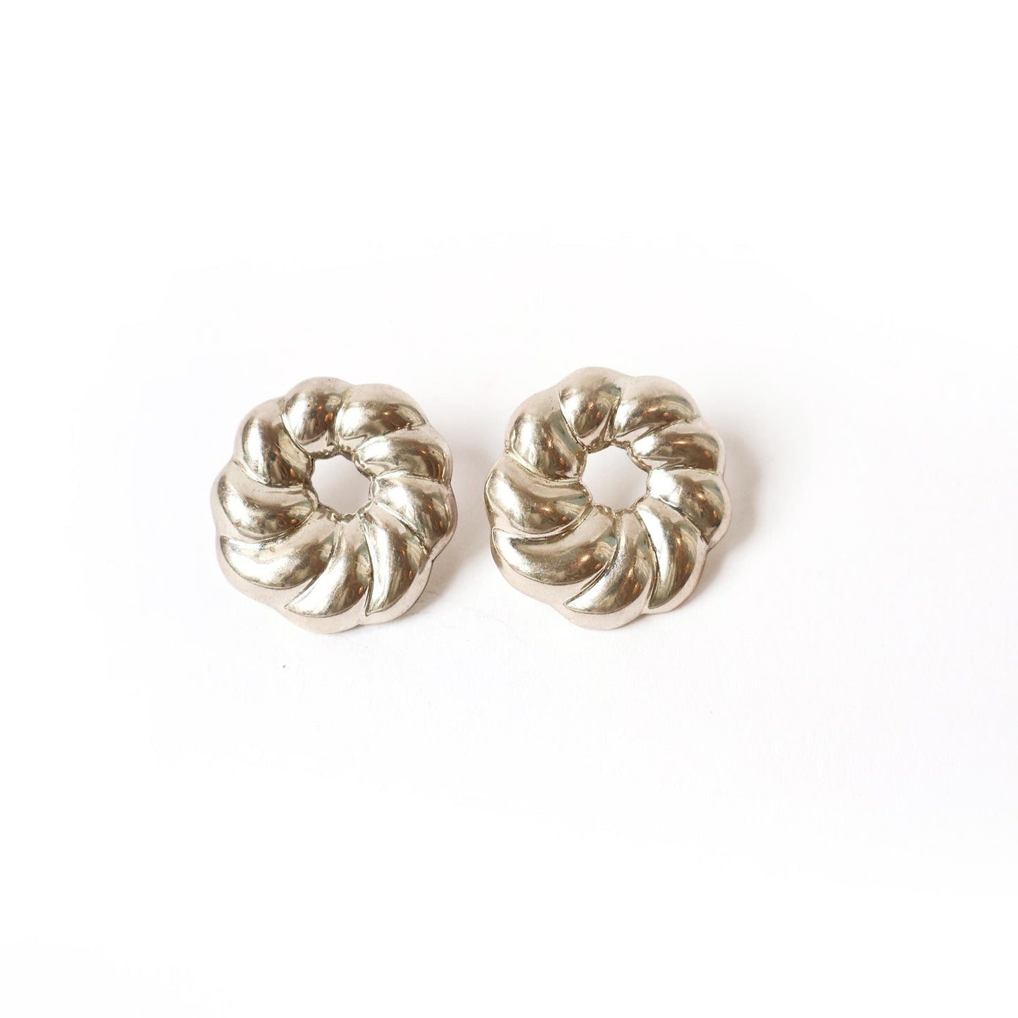 Vintage Wreath Earrings - Sterling Silver
