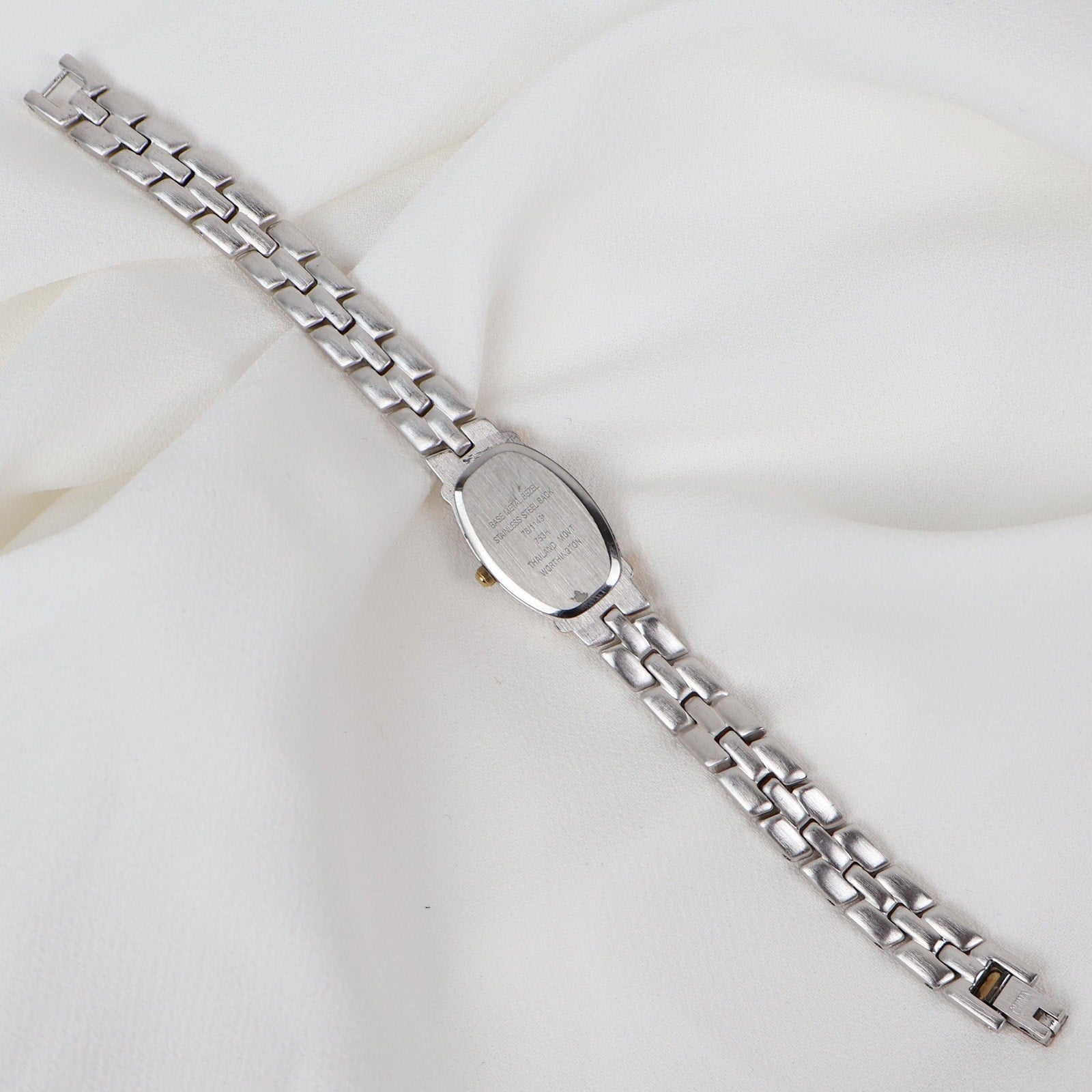 Vintage Two Tone Worthington Watch with a Rectangle/ Oval Face