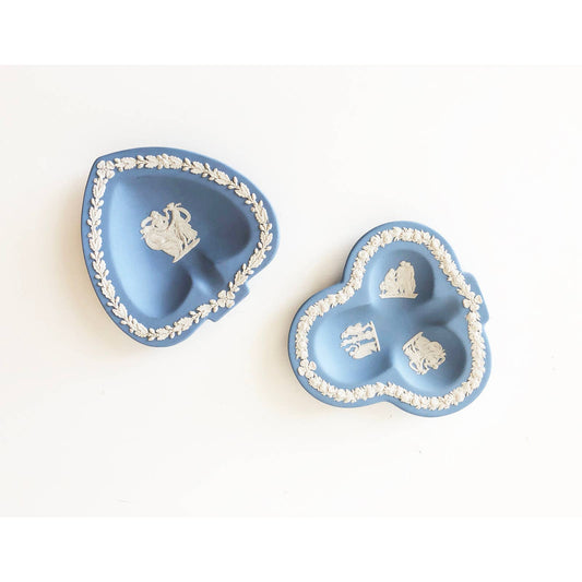 Pair of Vintage Wedgewood Blue Jasperware Club Clover and Heart