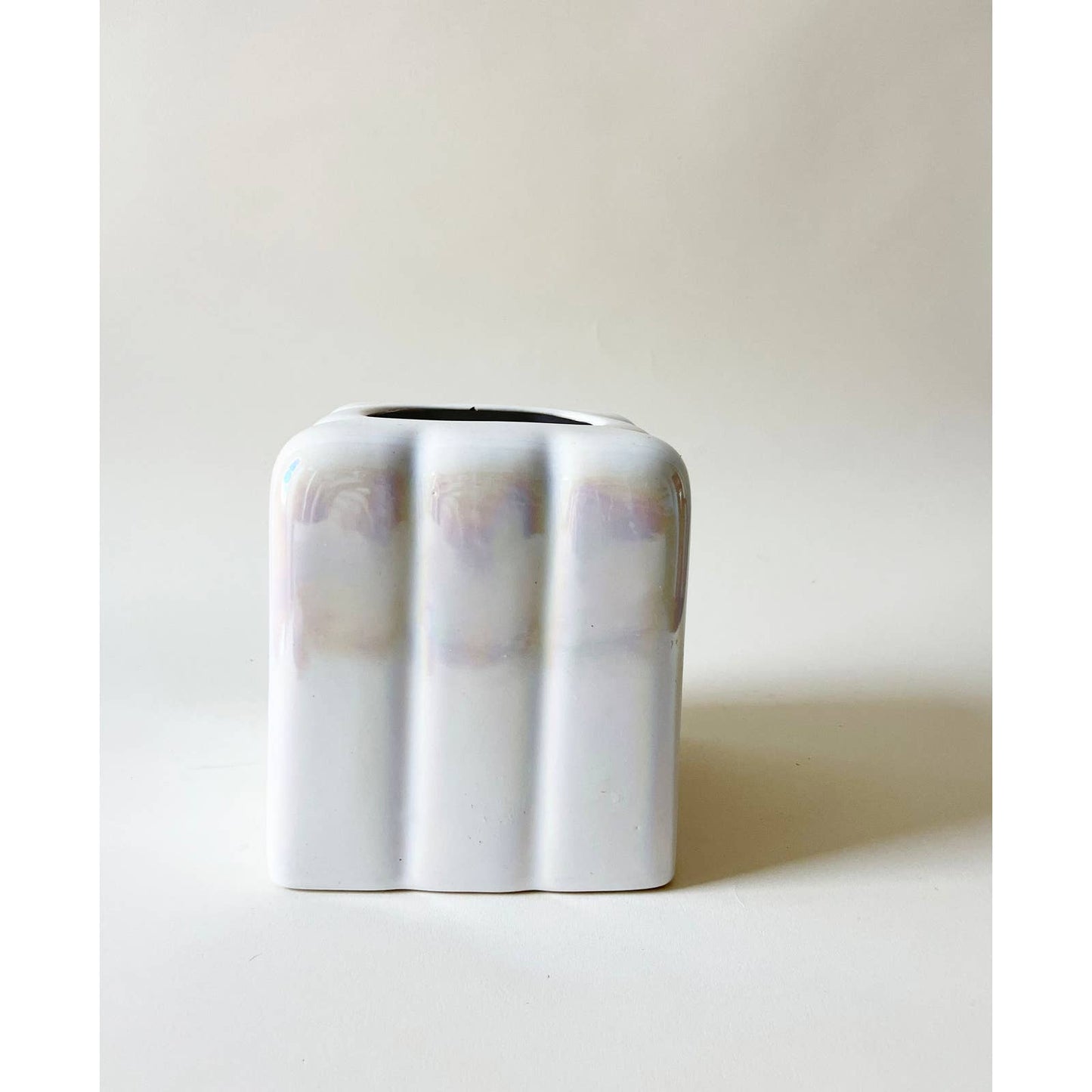 White Iridescent Ceramic Tissue Paper Cover