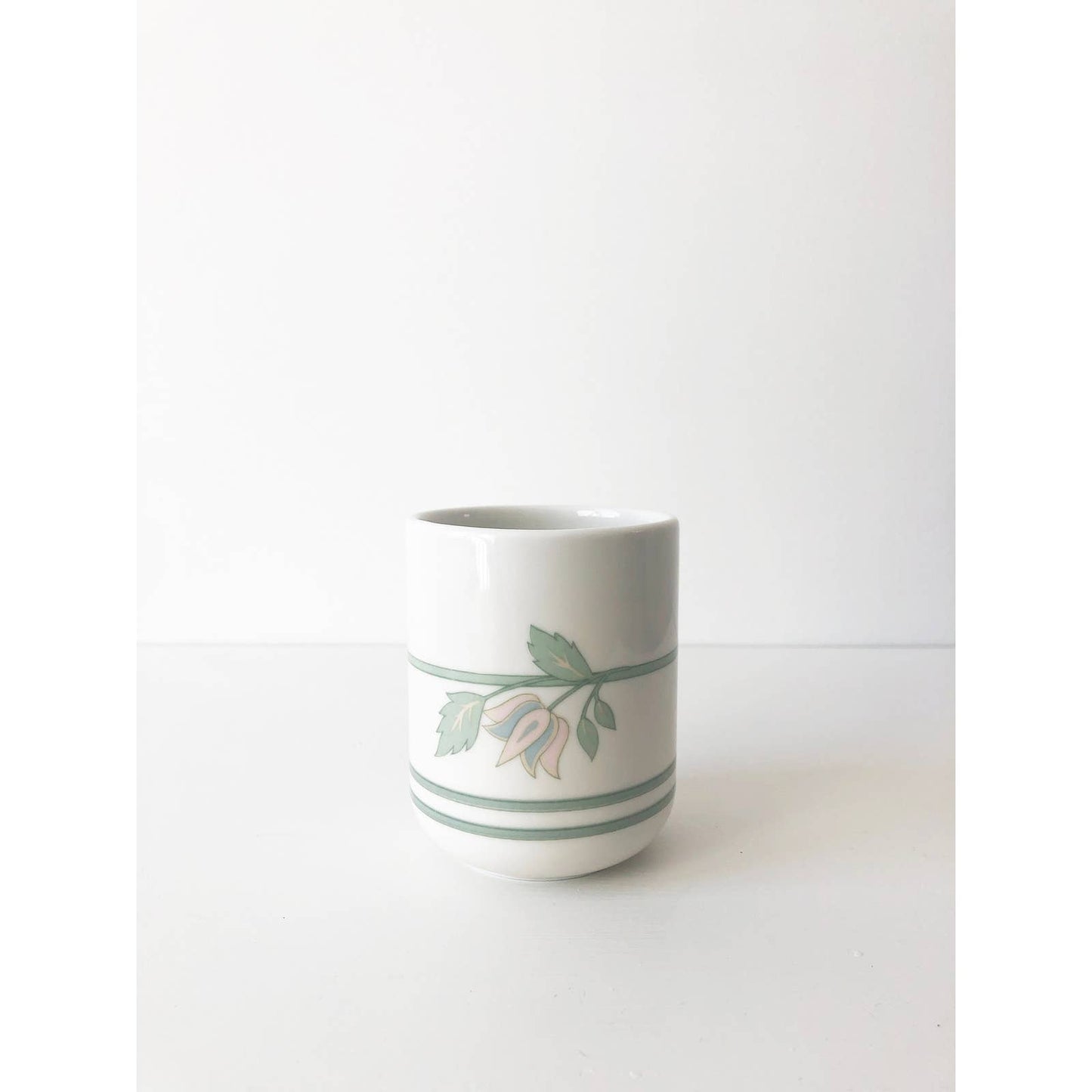 Modernist 80s Floral Ceramic Tooth Brush Holder