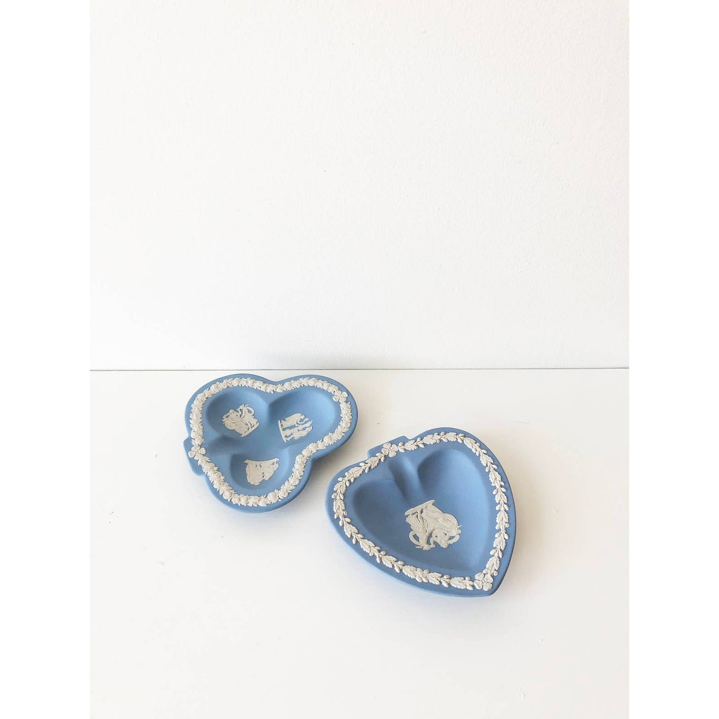 Pair of Vintage Wedgewood Blue Jasperware Club Clover and Heart