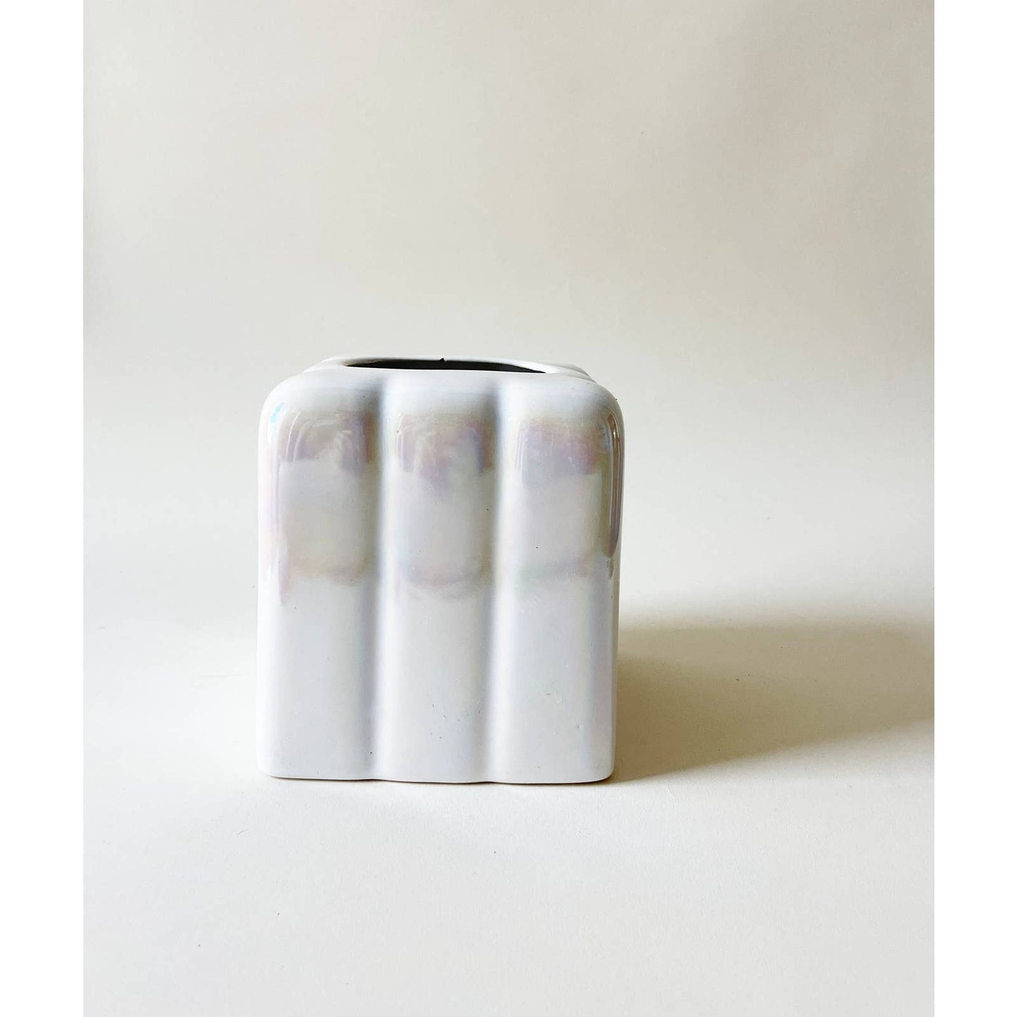 White Iridescent Ceramic Tissue Paper Cover