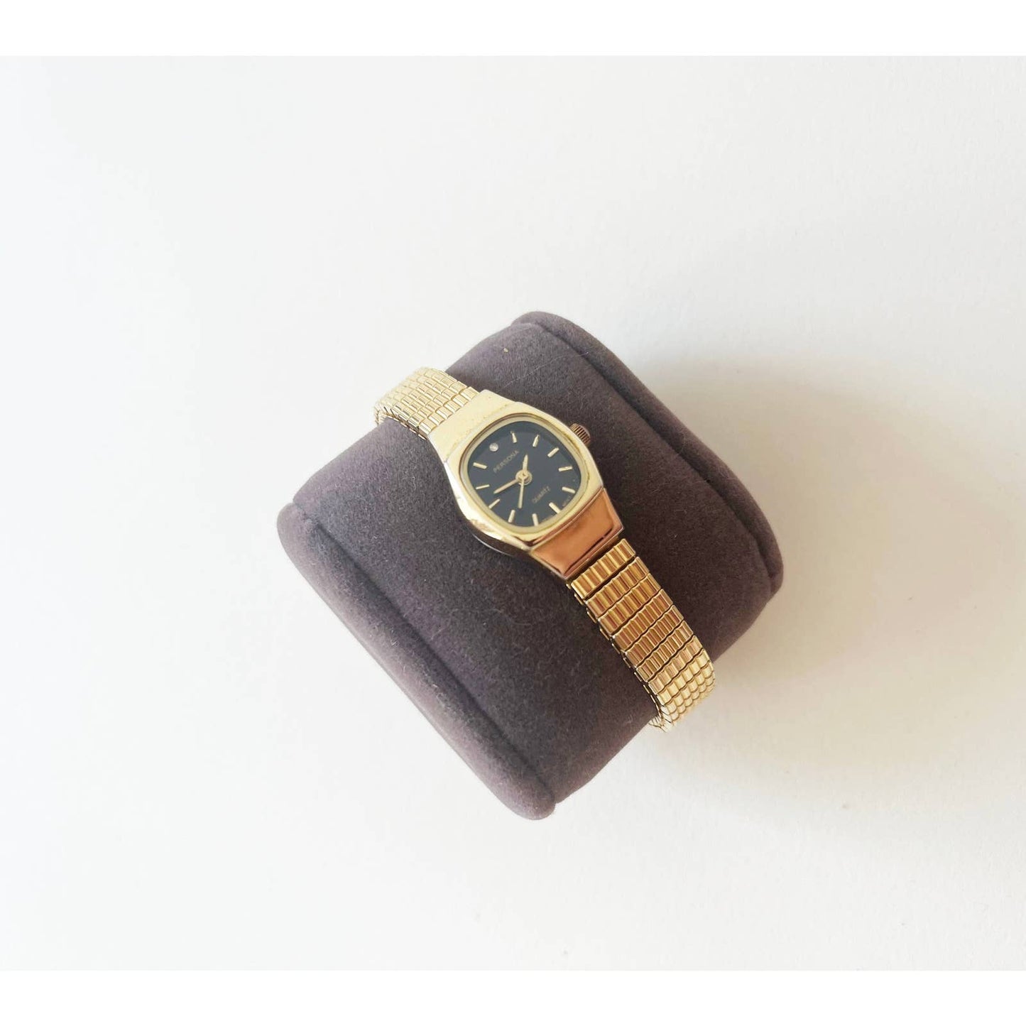 Vintage Gold 90s Watch w/ Black Face Stretch Band